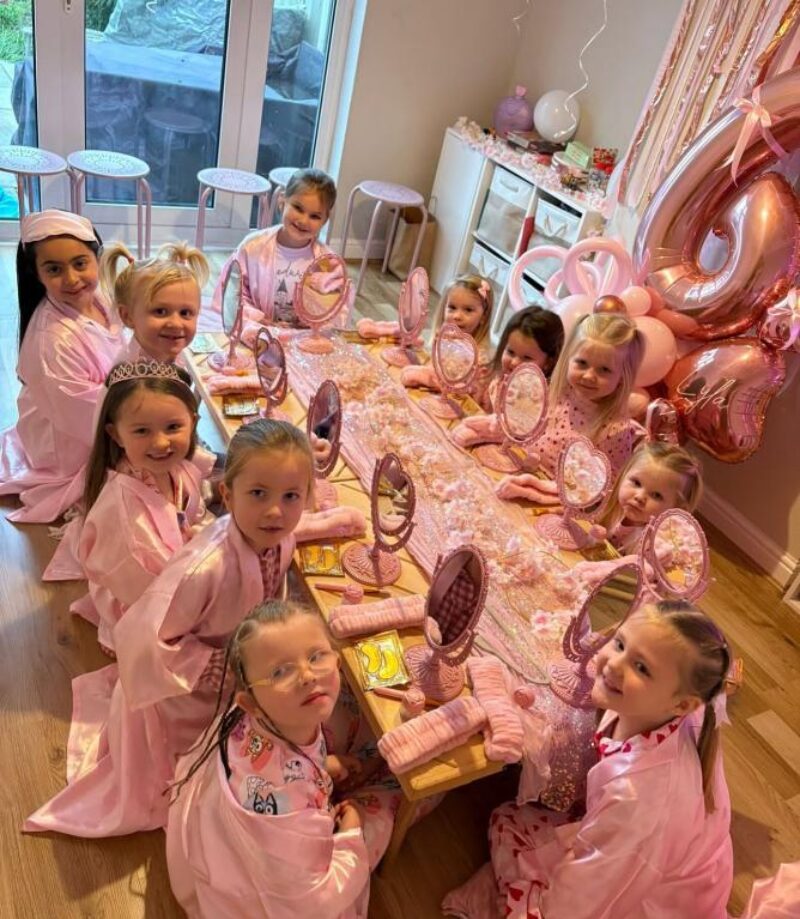 Mini Madams, Pamper Parties gallery image 5