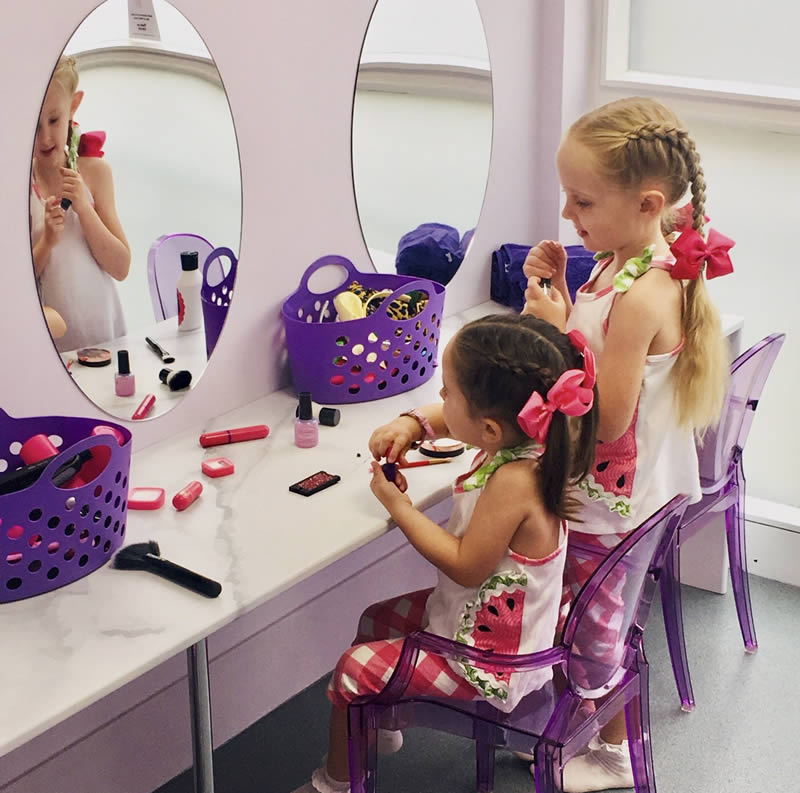 Children’s Role Play Town Sevenoaks - Little Street gallery image 1